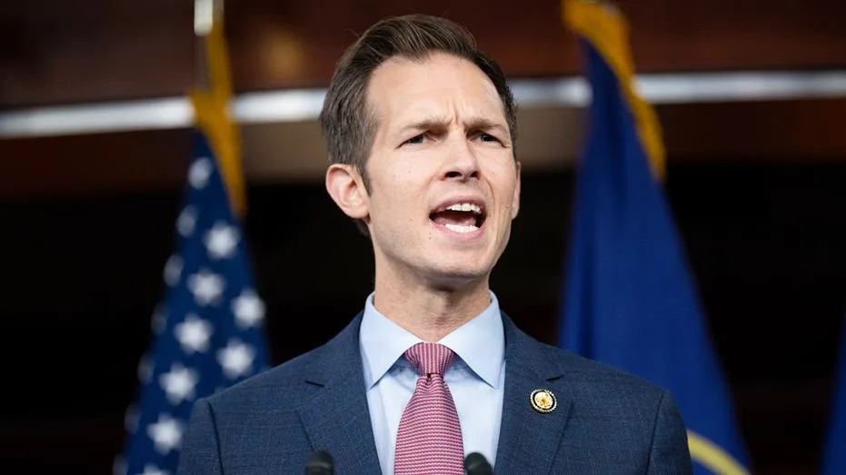 Representative Jake Auchincloss Secures Democratic Primary Victory Against Progressive Challenger
