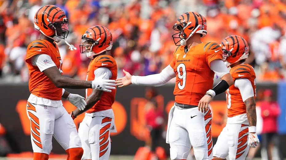Human Analyst Extends Lead Over AI in NFL Picks, Maintains Winning Record Ahead of Week 4
